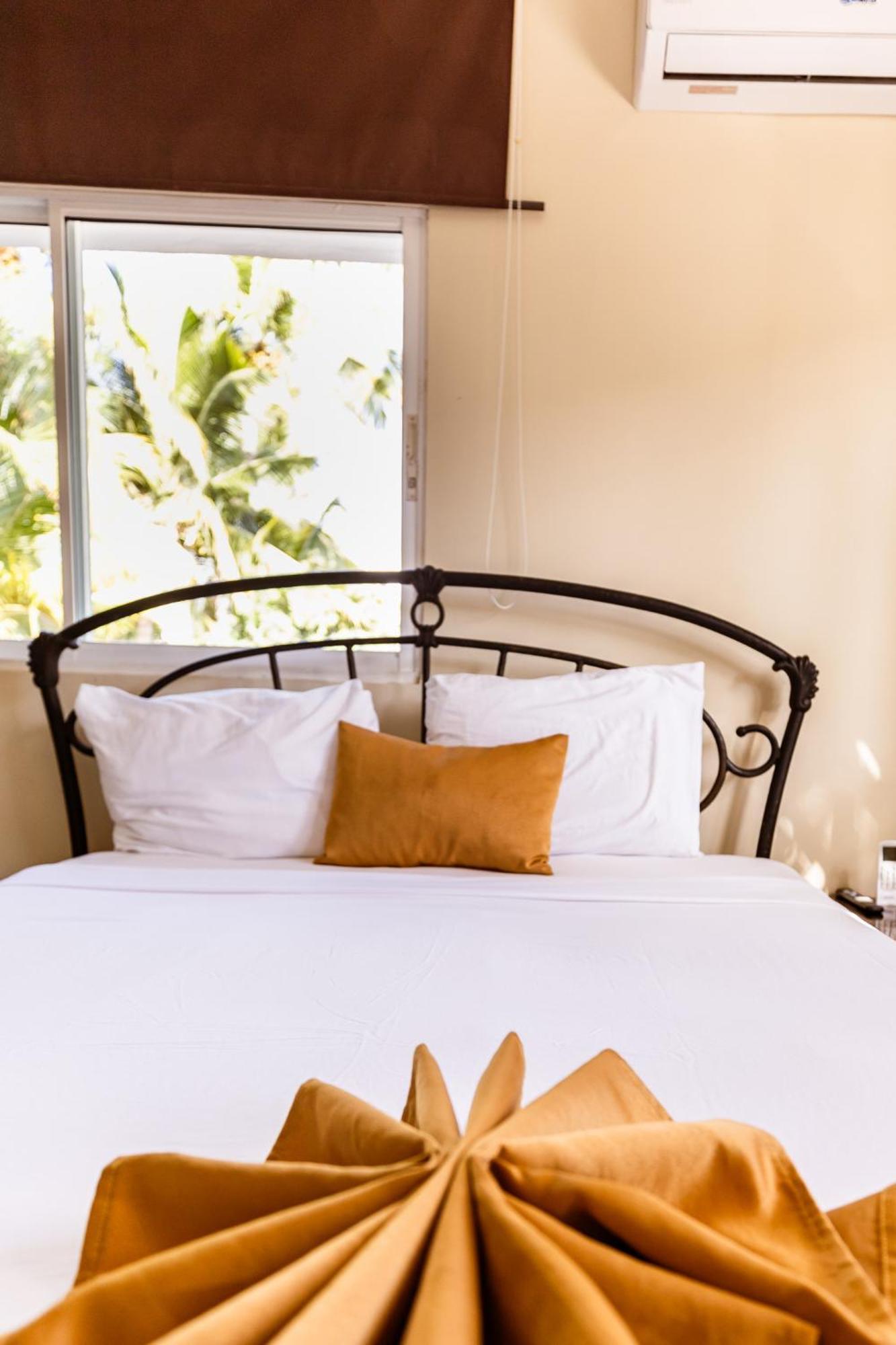 Hostal Las Rosas De Punta Cana Exterior foto